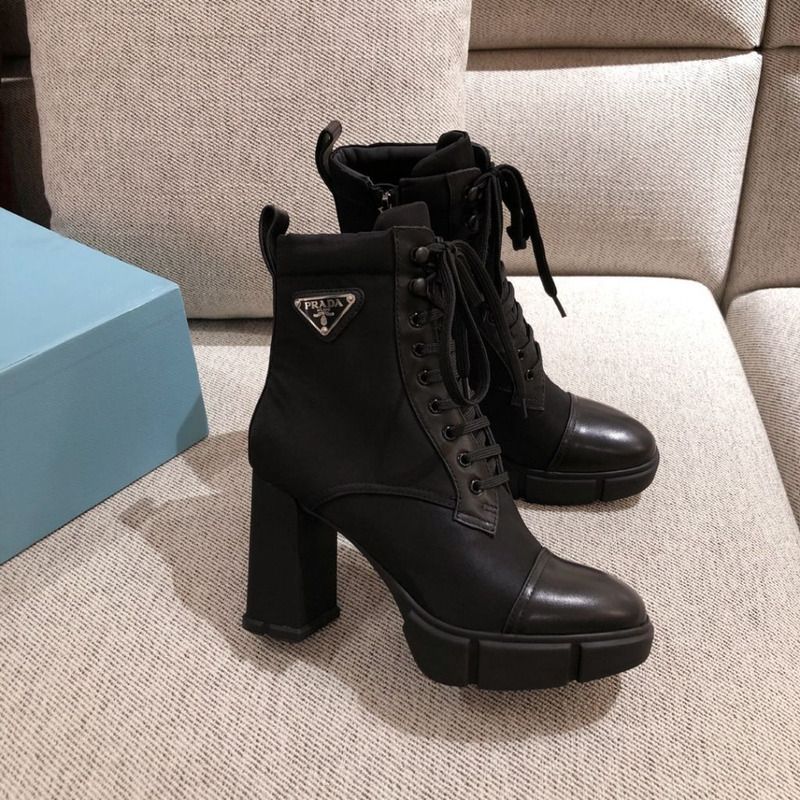 Pra*a black high boots