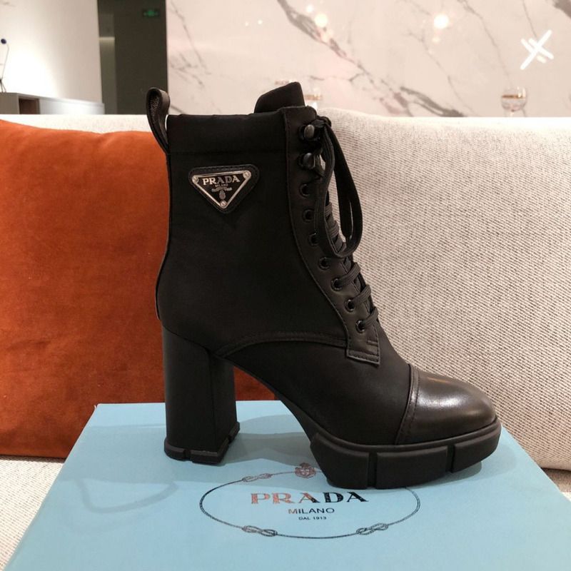 Pra*a black high boots
