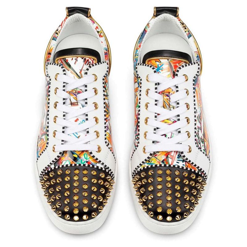 Ch**an louboutin freel**is junior spikes low sneaker
