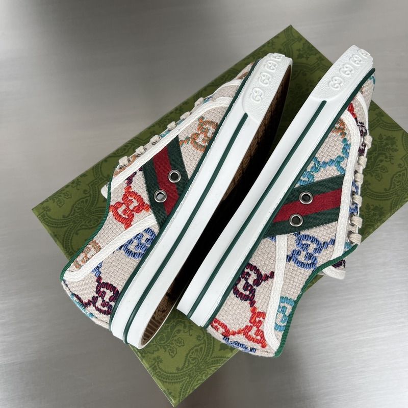 G*u*i 1977 tennis sneaker