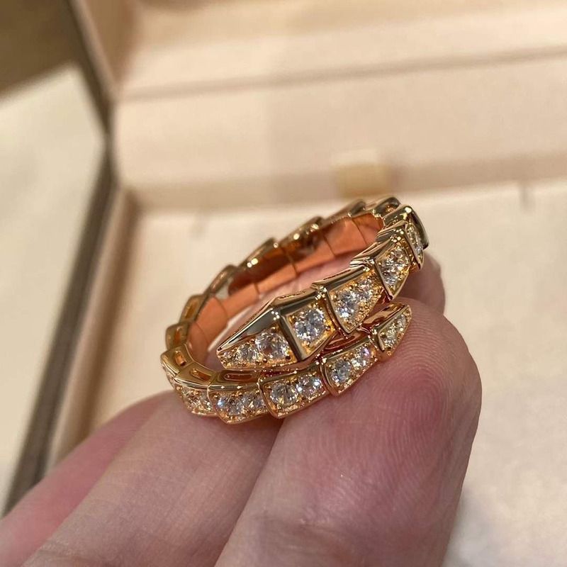 serpenti viper 18 kt yellow gold ring with pavé Di*m*nds