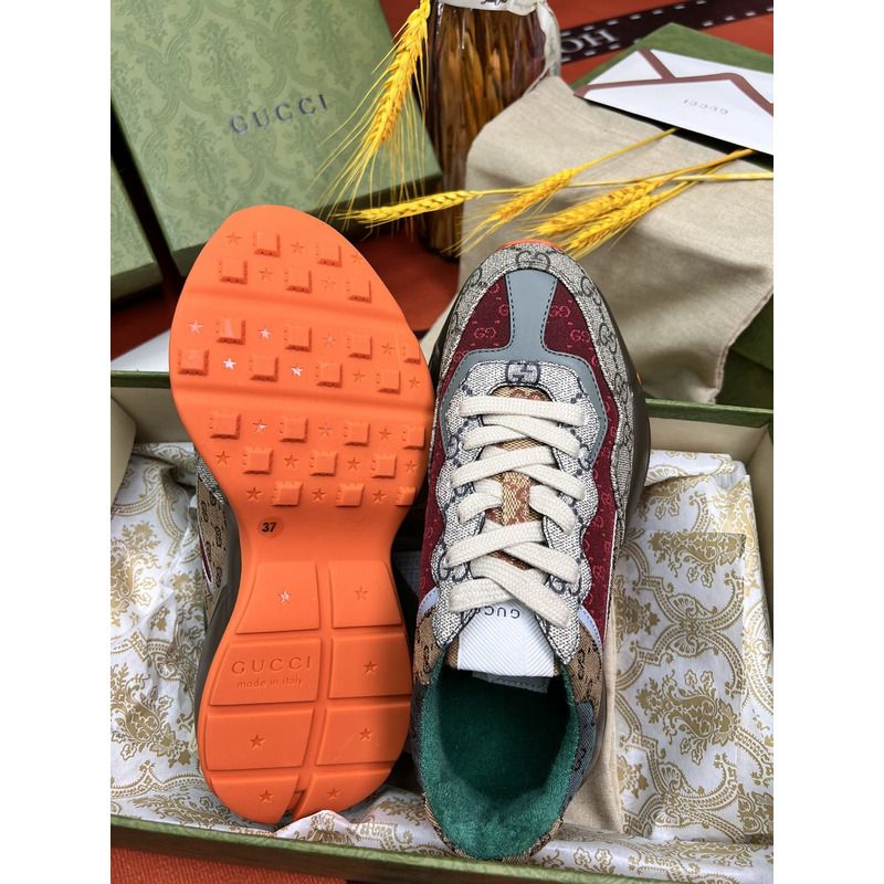 g*u*i rhyton gg-S*p*e canvas trainers  brown/beige