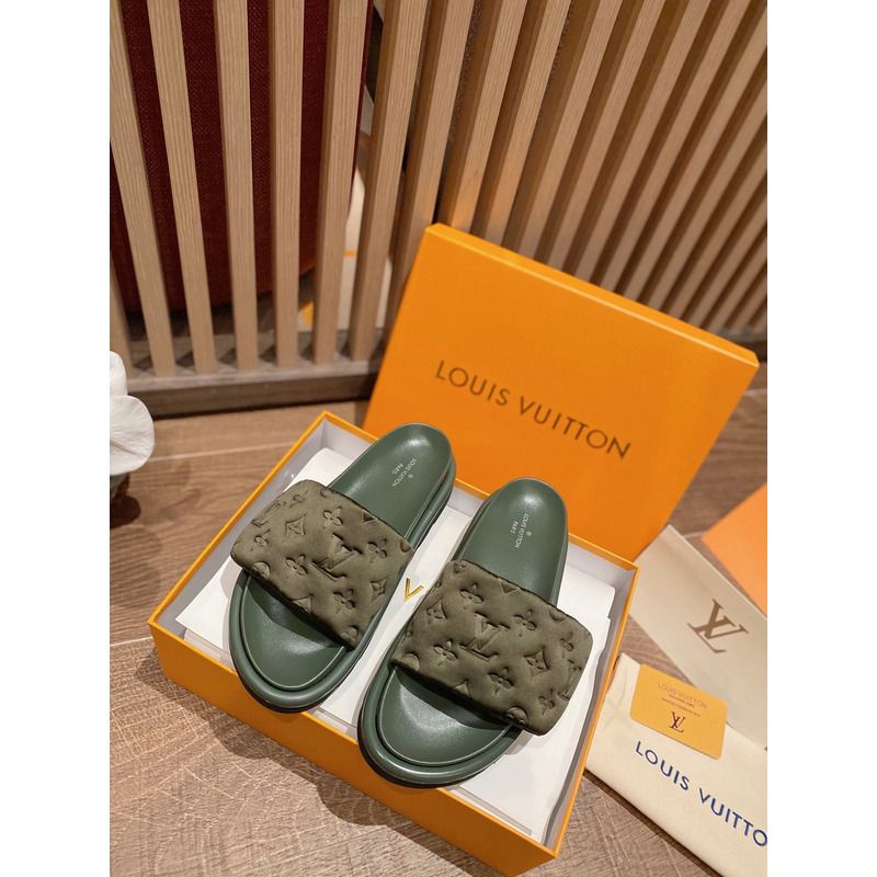 LV POOL PILLOW GREEN SLIDES
