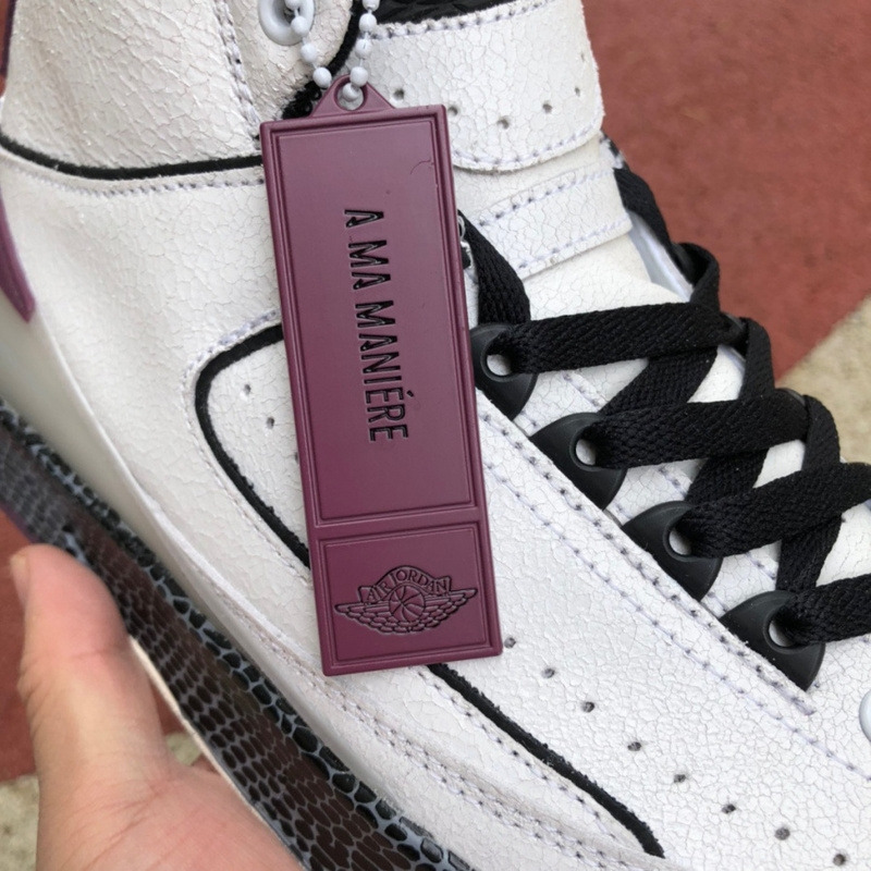 A Ma Maniere x Air Jordan 2 Retro Sneaker Grey/Burgundy