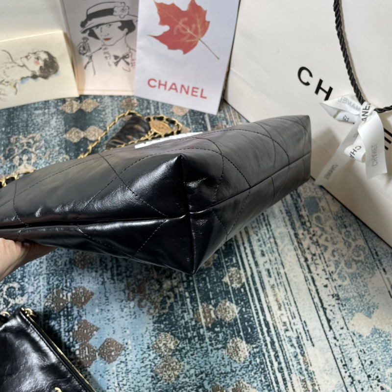 Ch*el 22 handbag shiny calfskin gold-tone & metal black