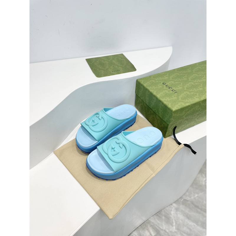 G*u*i miami interlocking g platform sandals light blue