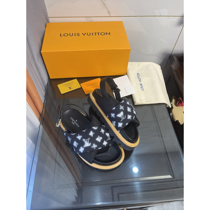 l**is V*t*n flat comfort sandal for summer black