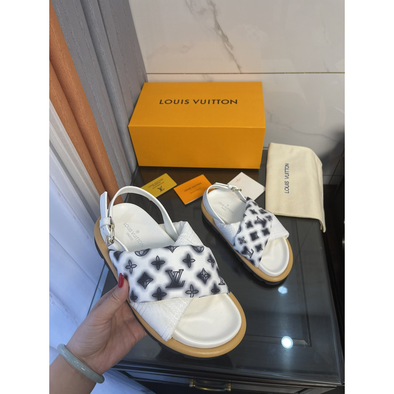 l**is V*t*n flat comfort sandal for summer white