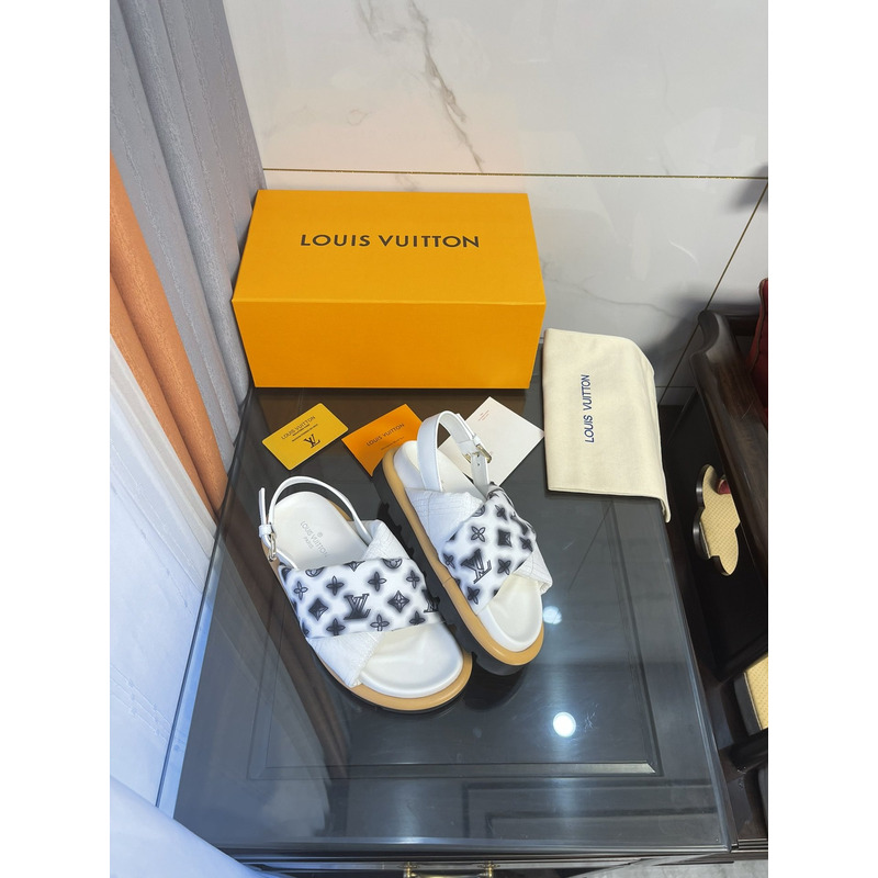 l**is V*t*n flat comfort sandal for summer white