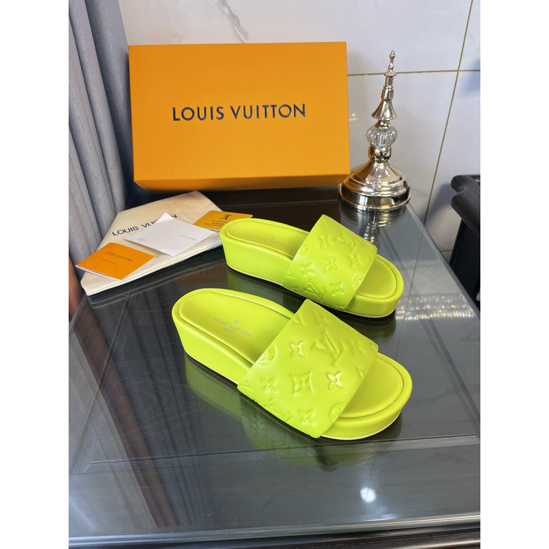 l**is V*t*n jumbo flatform mule yellow