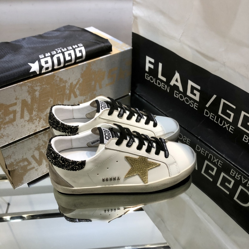 golden goose S*per-star sneakers with glitter and black heel tab