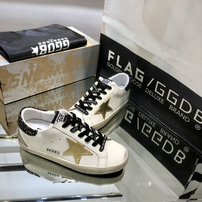 golden goose S*per-star sneakers with glitter and black heel tab