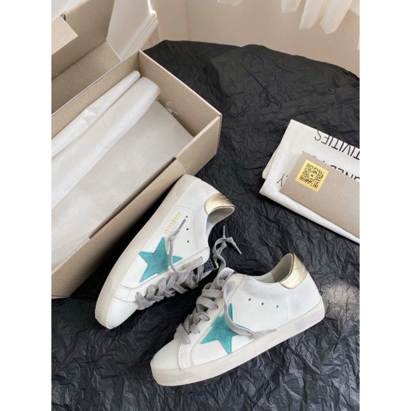 golden goose S*per-star sneakers with green and yellow suede star and golden heel tab