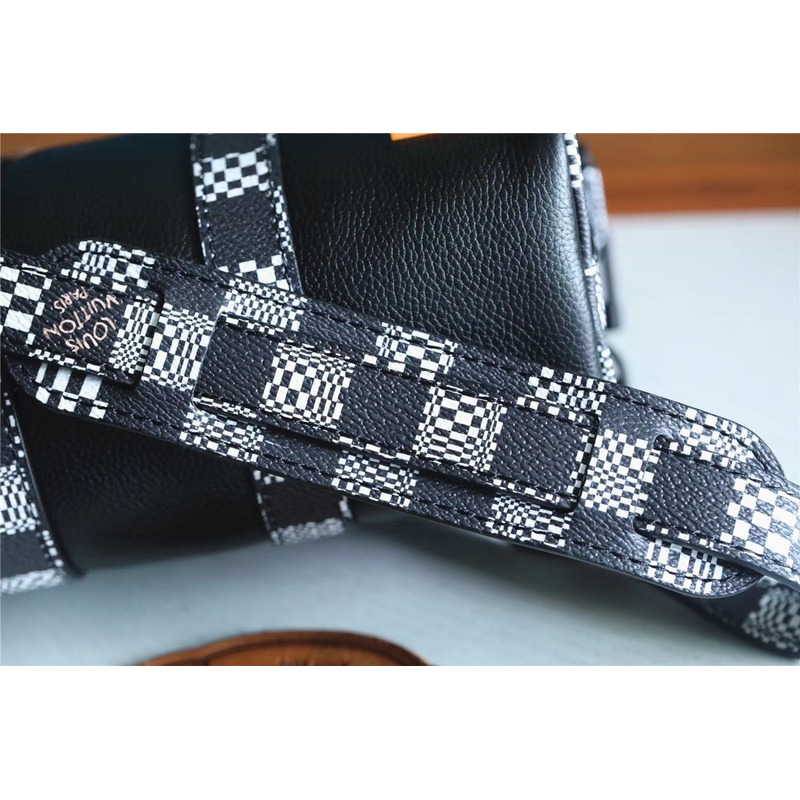 l**is V*t*n city keepall black