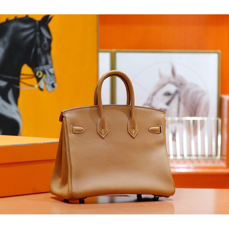 H**mes handmade women