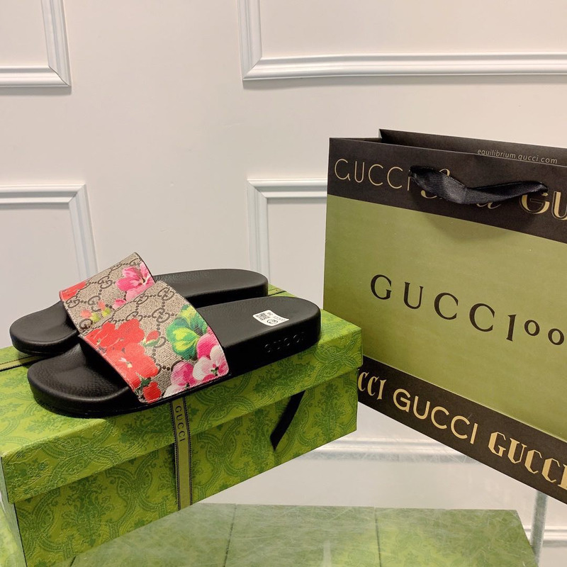 G*u*i floral and logo print pursuit slide sandal