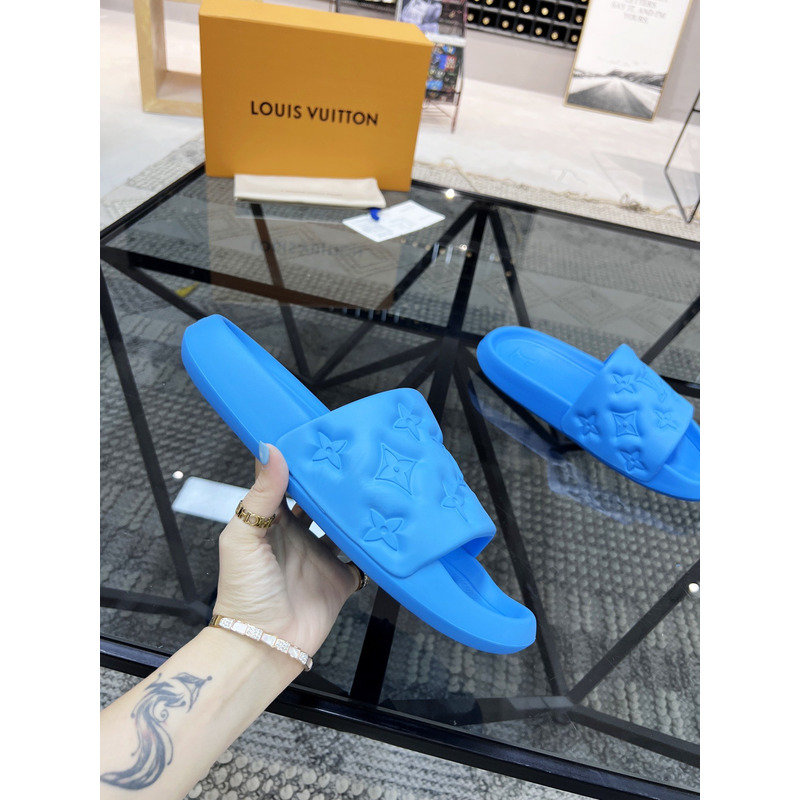 l**is V*t*n waterfront slippers blue