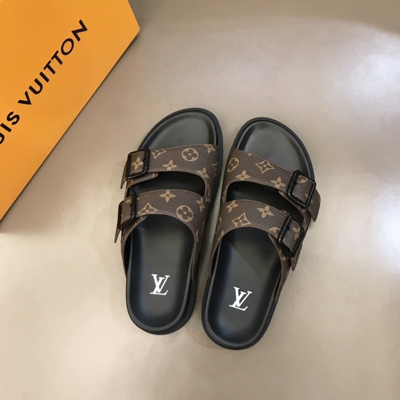 l**is V*t*n trainer mule brown