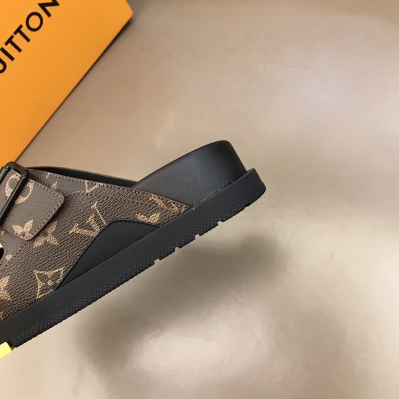 l**is V*t*n trainer mule brown