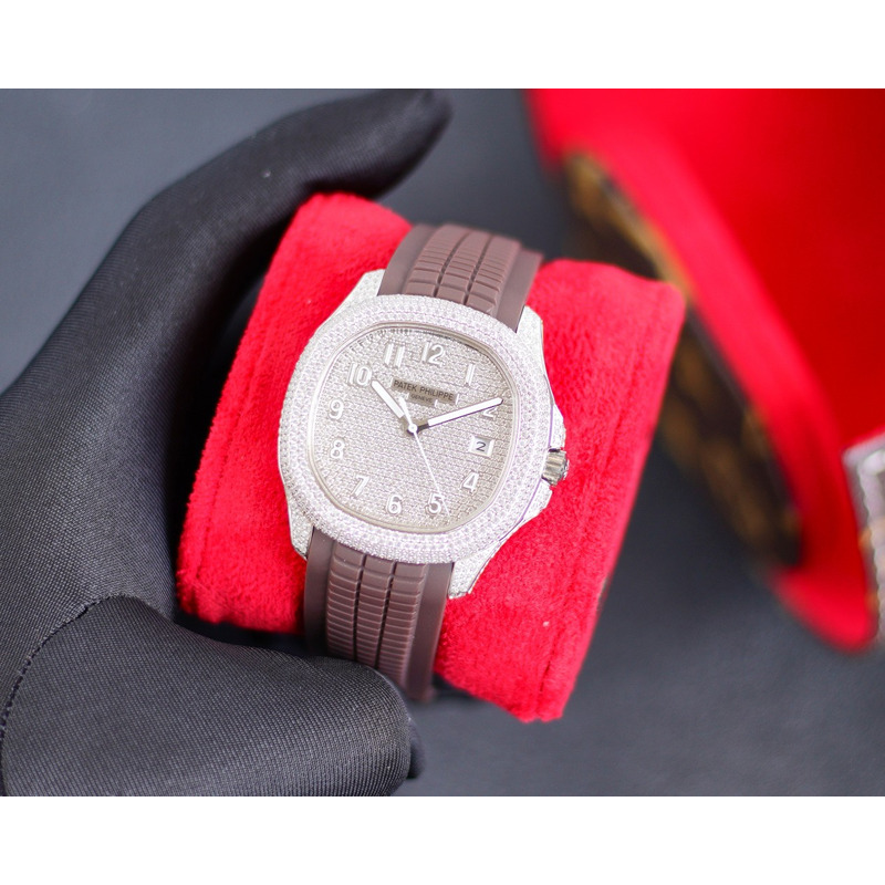 Patek Philippe AQUANAUT 5167A