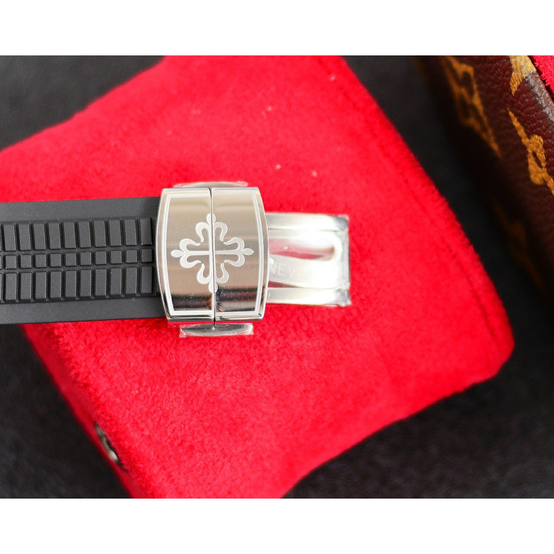 Patek Philippe AQUANAUT 5167A