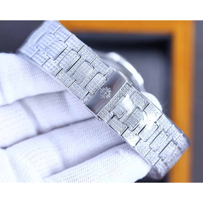 patek philippe nautilus 5711 black/white emerald Di*m*nds