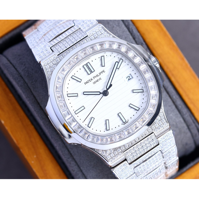 patek philippe nautilus 5711 white/black emerald Di*m*nds