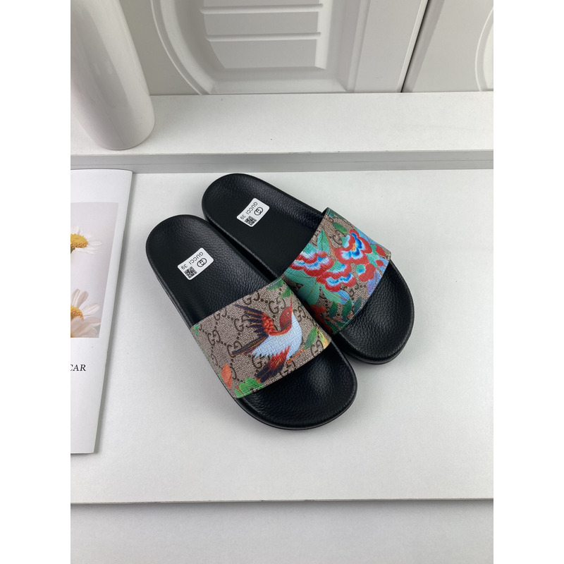 G*u*i  butterfly slides