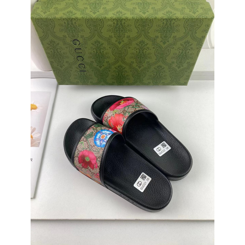 G*u*i flower desgines slippers