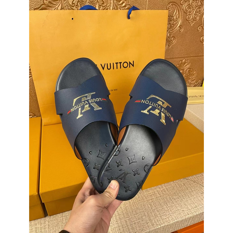 l**is V*t*n gold logo mules navy black