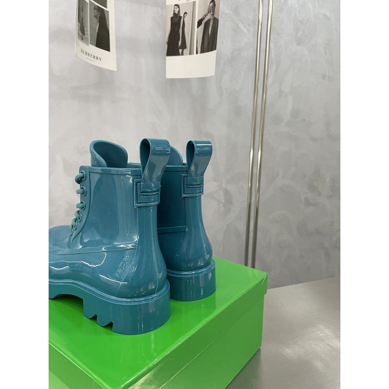 Bo*te*ga ve*ne*ta stride lace-up boots blaster