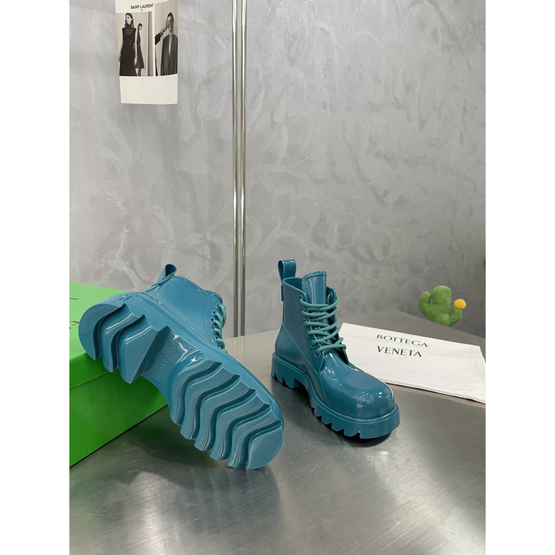 Bo*te*ga ve*ne*ta stride lace-up boots blaster