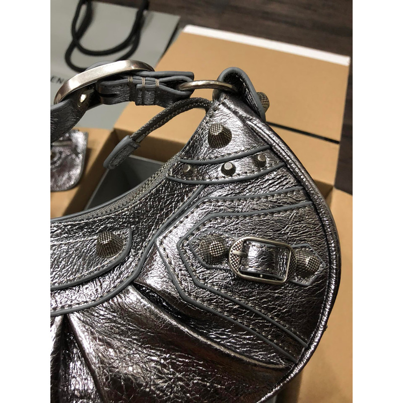 Ba*len*cia*ga le cagole leather shoulder bag black