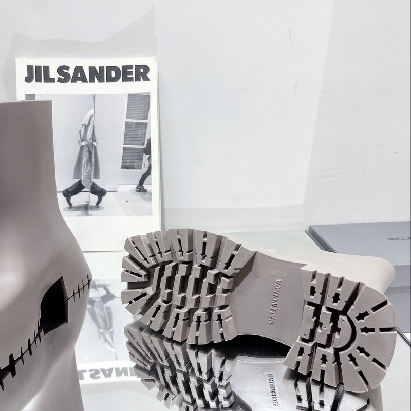 Ba*len*cia*ga trooper rubber boots grey