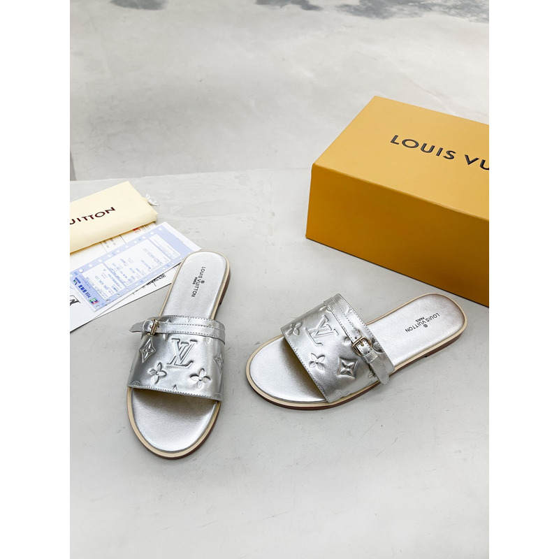 l**is V*t*n flat mules silver