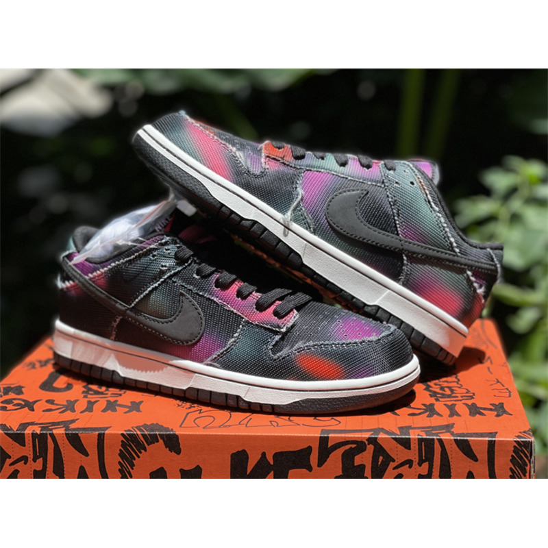 Nike Dunk Low “Graffiti” DM0108-002