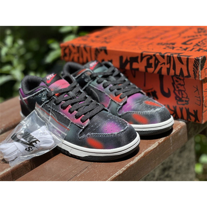 Nike Dunk Low “Graffiti” DM0108-002
