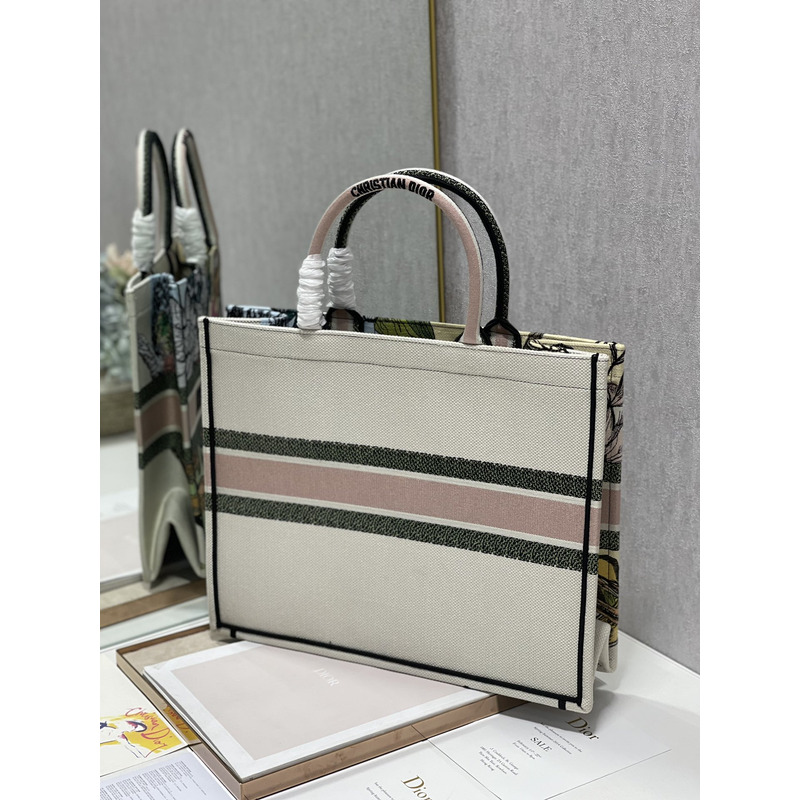 D*or embroidery book tote bag 41*32cm