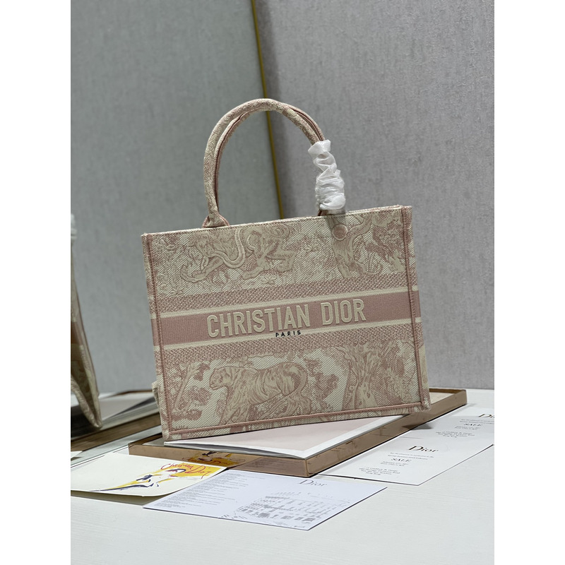 D*or large joy print embroidered book tote bag medium 36×28 cm light pink cream