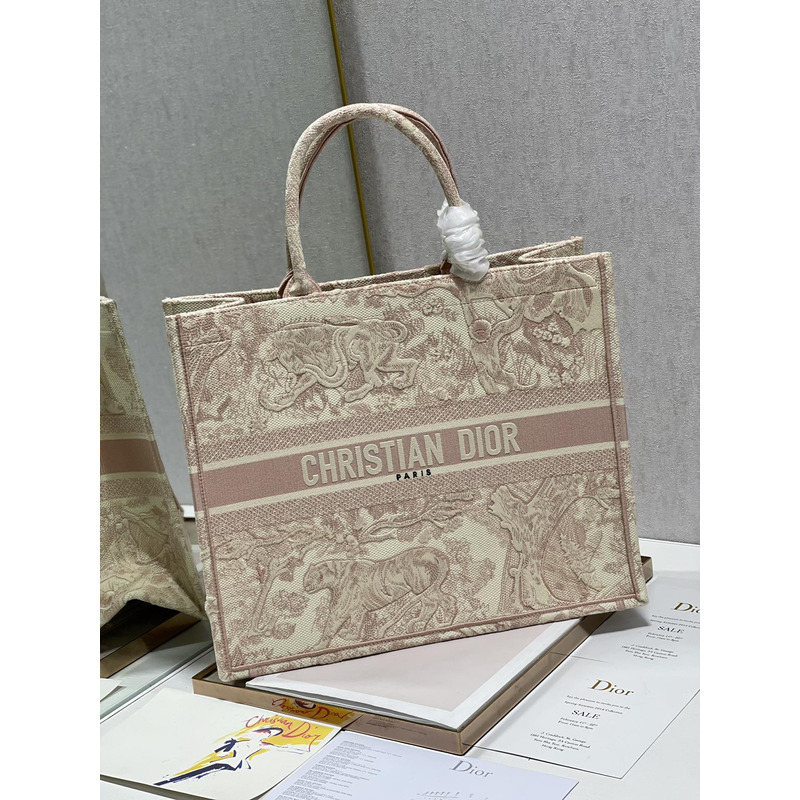 D*or large joy print embroidered book tote bag light pink 41*32cm