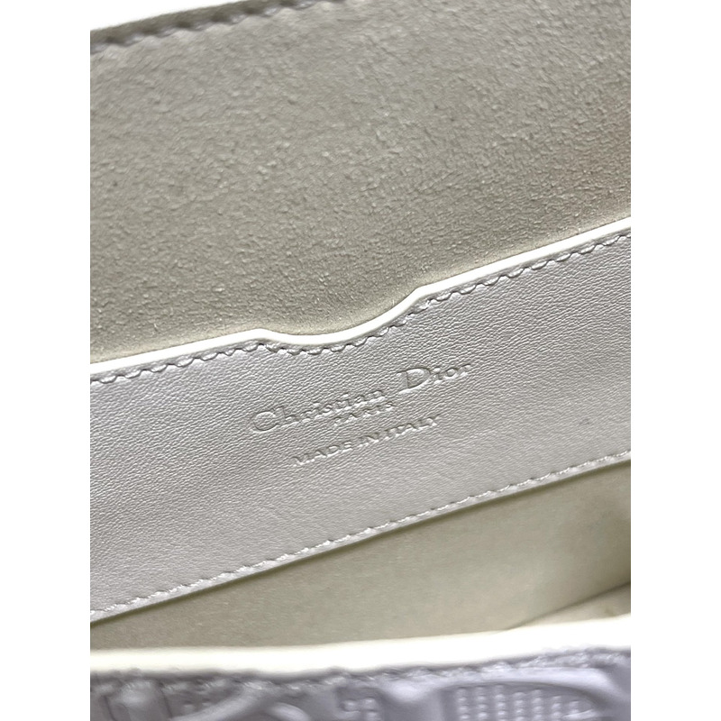 D*or midium bobby bag 23×18×7cm white