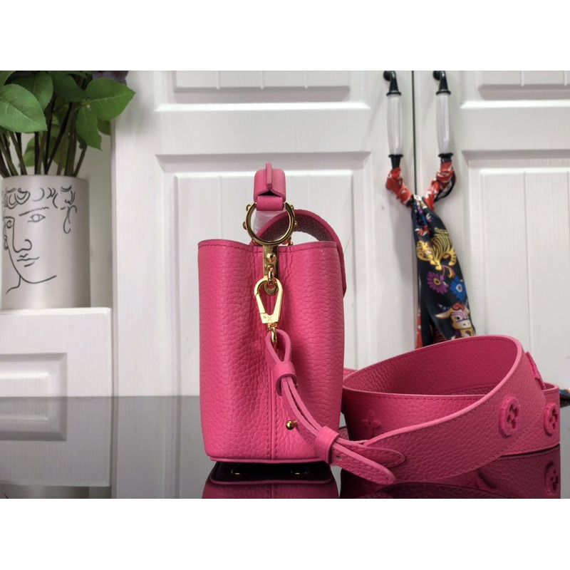 LV Capucines Mini Bag 21 x 14 x 8cm