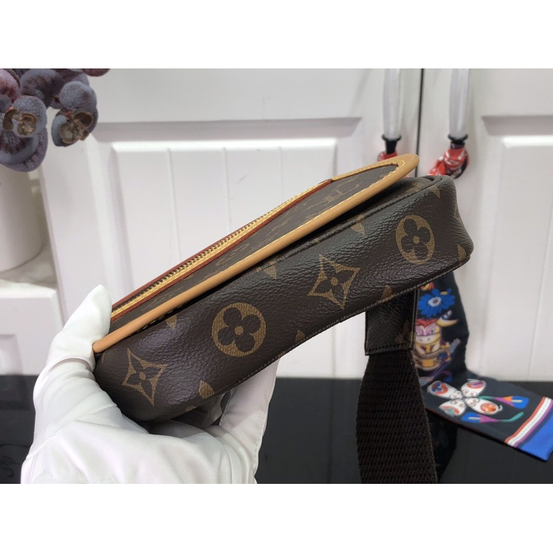 LV Bosphore Monogram Bumbag M40108