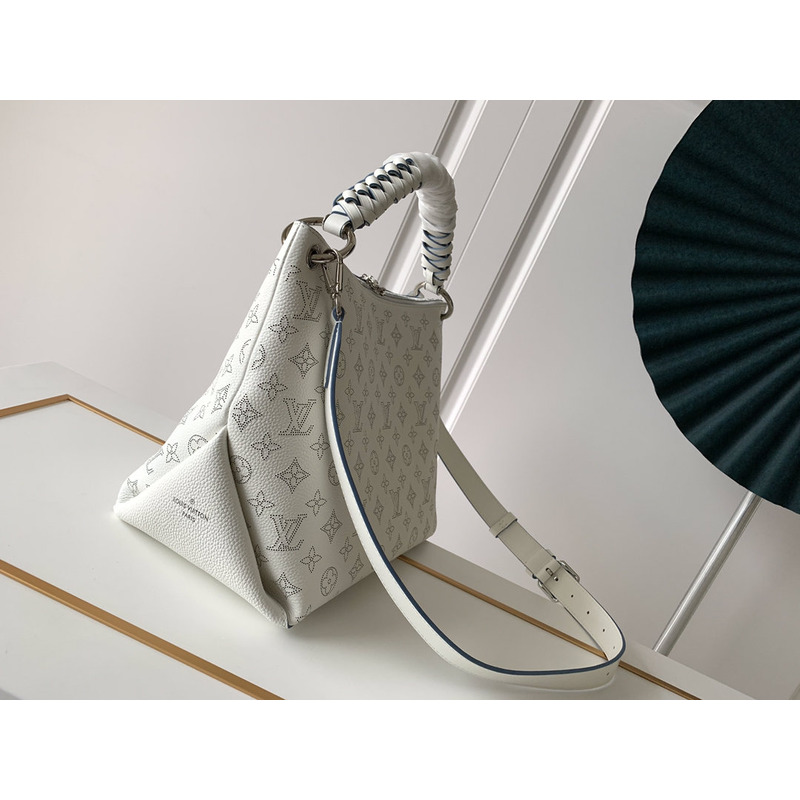 l**is V*t*n beaubourg hobo leather handbag  white m56073