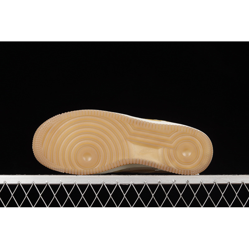 Nike Air Force 1 07 AA6902-700