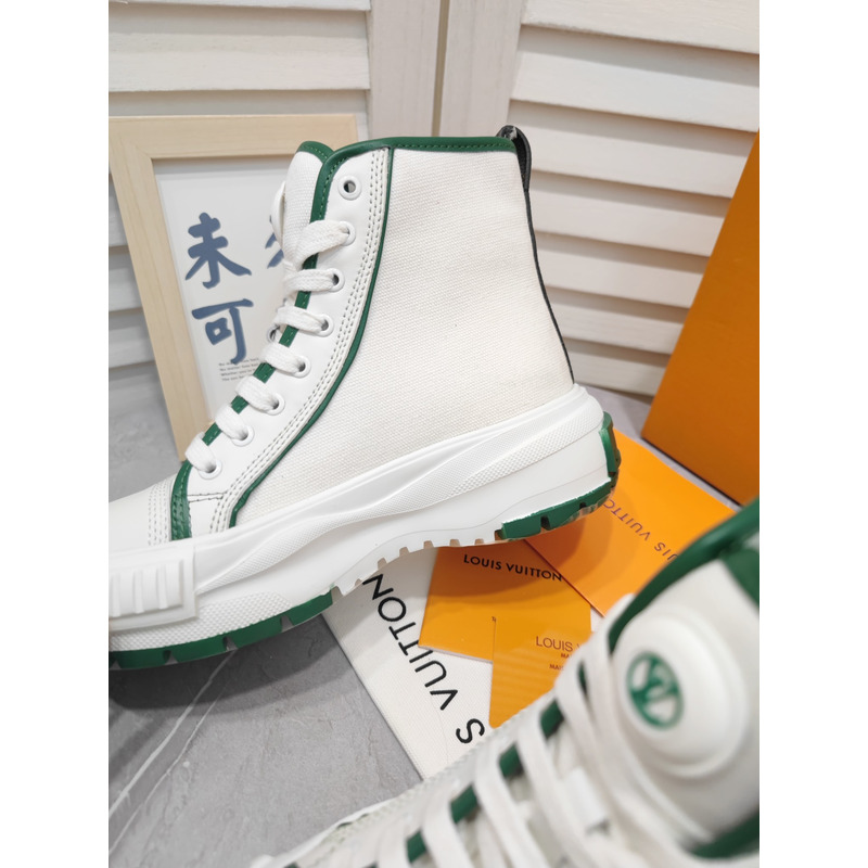 LV Squad High-Top Sneaker Green 1AADAR