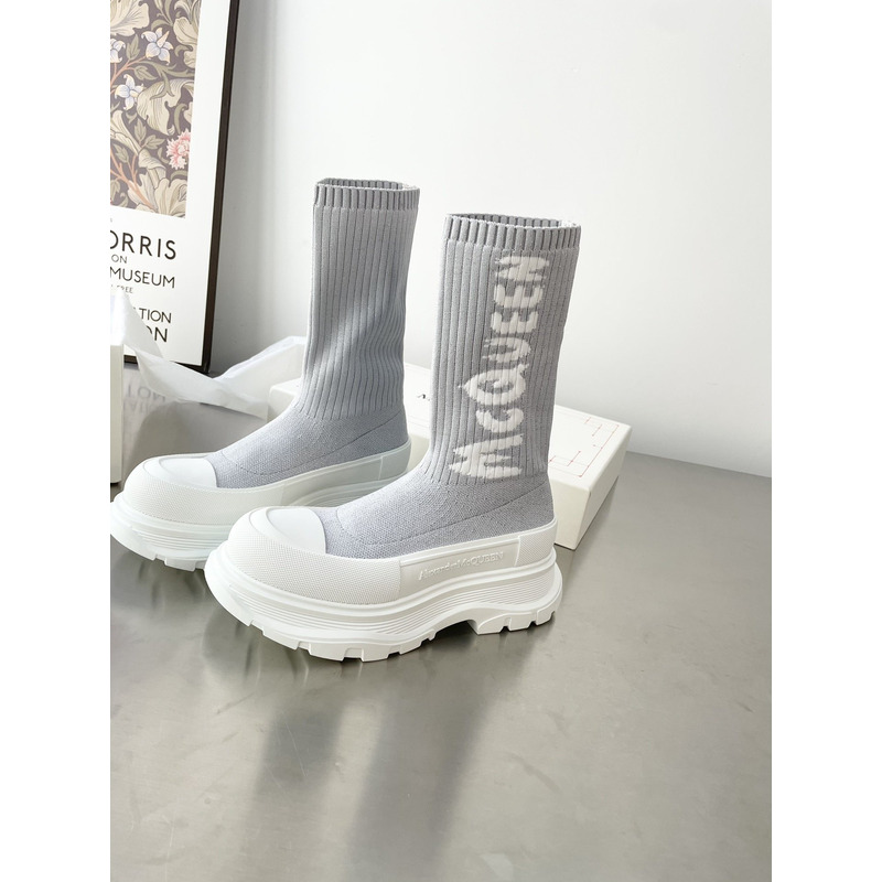 Alexander Mcqueen Graffiti Knitted Tread Slick Boot Grey