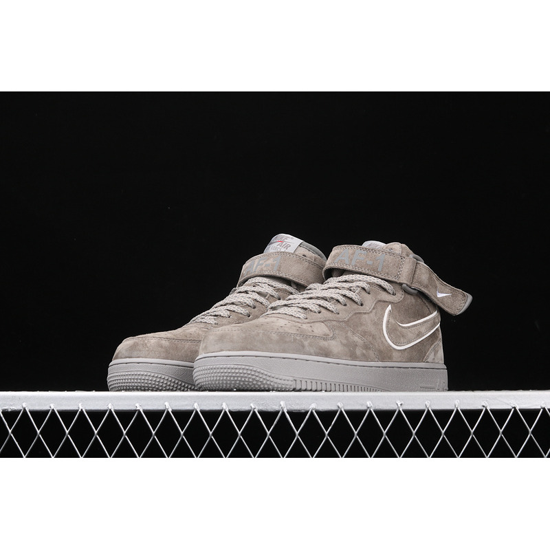 NIKE Air Force 1 Hight