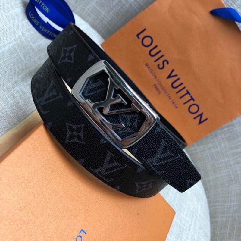 l**is V*t*n blue belt