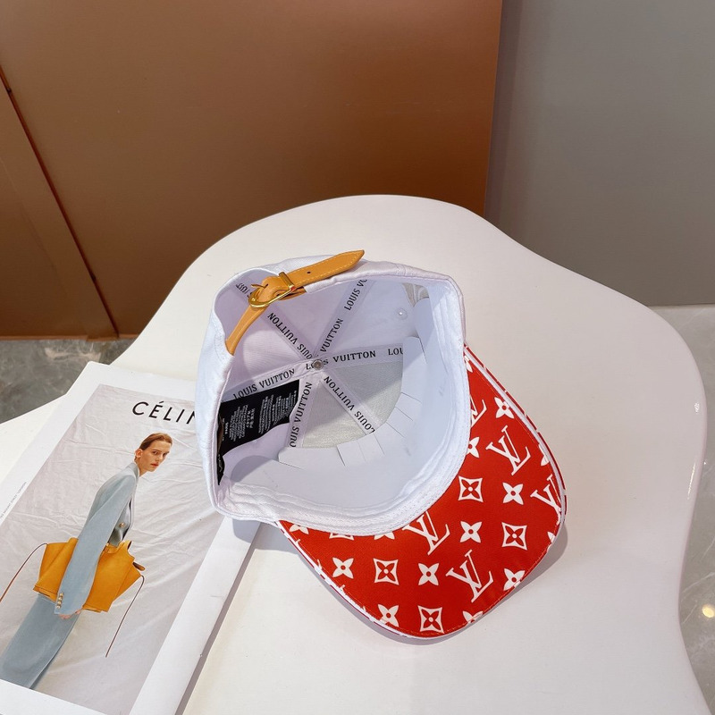 l**is V*t*n monogram print hat red white